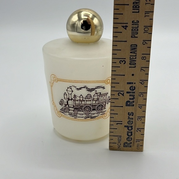 AVON TRAIN SHAVING MUG WITH EMPTY AFTERSHAVE CONTAINER - Picture 9 of 10